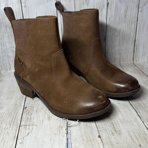 Teva Women's Brown Leather Anaya Chelsea Waterproof Booties - Brown size 6